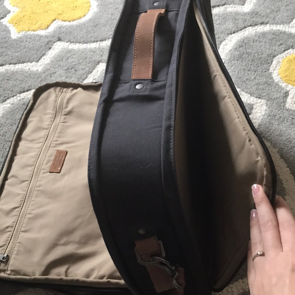 Fjallraven Briefpack—charcoal gray—cognac strap - Picture 4 of 5